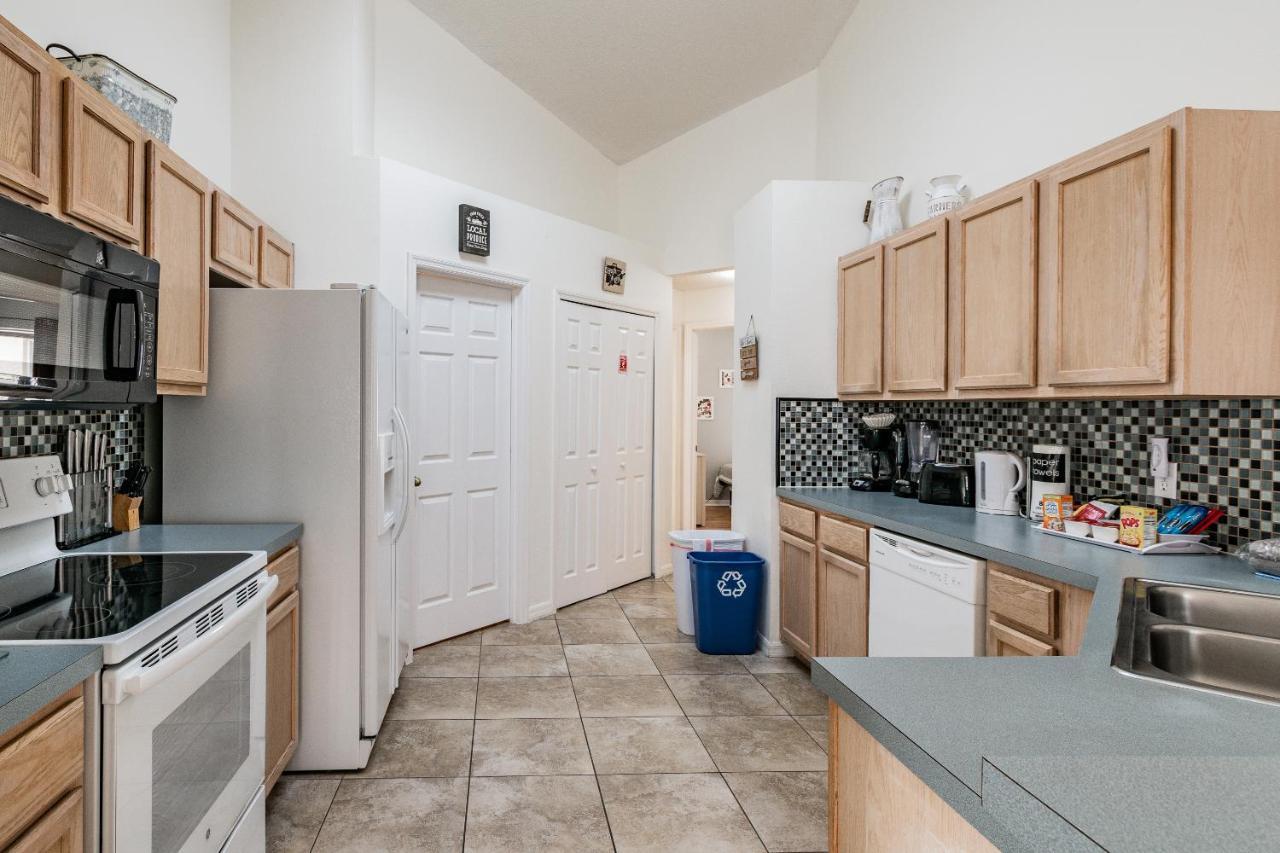 Spacious Villa With Private Pool - No Carpet - Disney Area Kissimmee Eksteriør billede