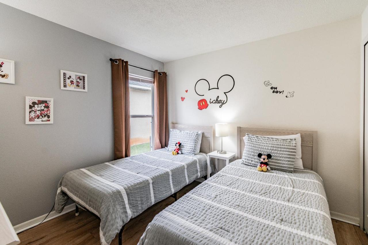 Spacious Villa With Private Pool - No Carpet - Disney Area Kissimmee Eksteriør billede