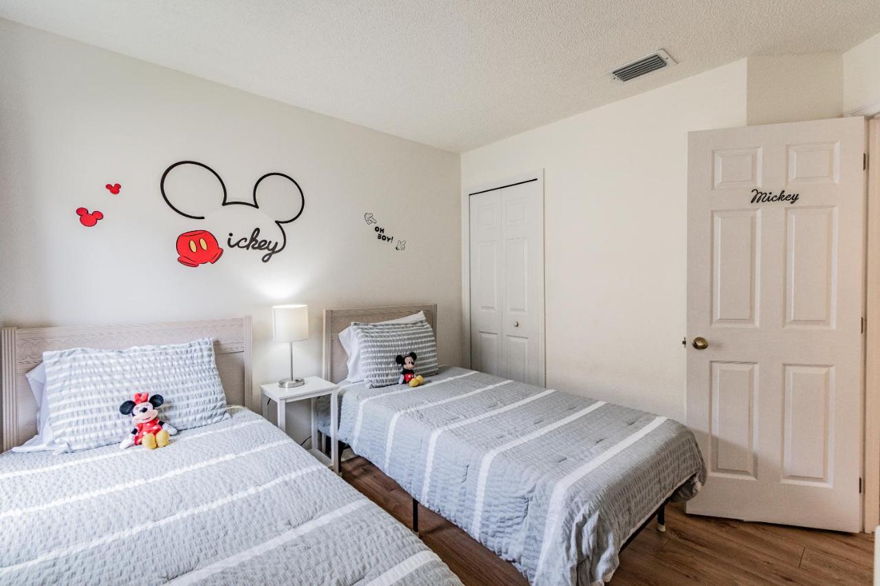 Spacious Villa With Private Pool - No Carpet - Disney Area Kissimmee Eksteriør billede